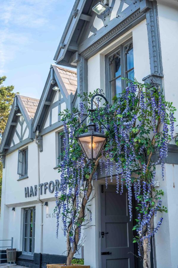 Hartford Hall On School Lane นอร์ทวิช ภายนอก รูปภาพ